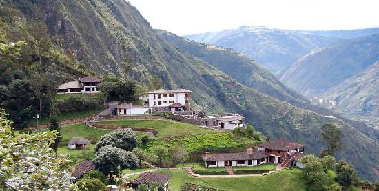  . , Tungurahua, Banos de Agua Santa, Oscar Efren Reyes