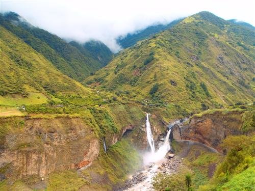  . , Tungurahua, Banos de Agua Santa, Oscar Efren Reyes