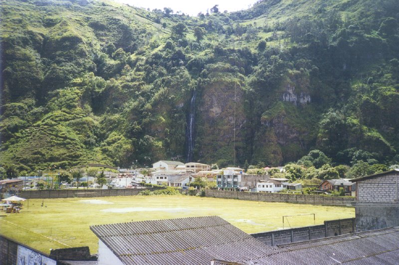  . , Tungurahua, Banos de Agua Santa, Oscar Efren Reyes