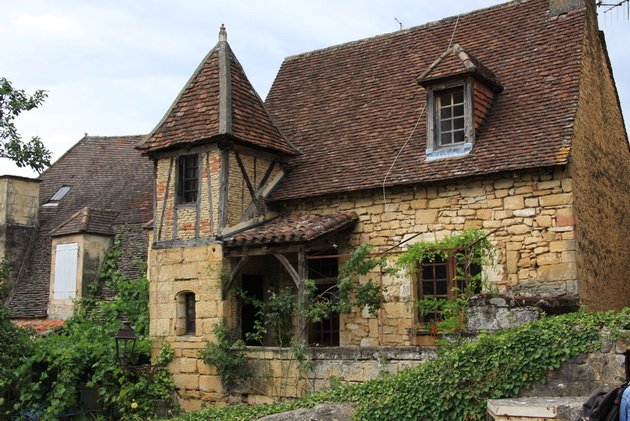  --. , Aquitaine, Sarlat-la-Caneda, Place de la Liberte, 4-7