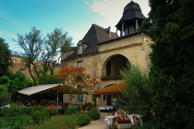  --. , Aquitaine, Sarlat-la-Caneda, Place de la Liberte, 4-7