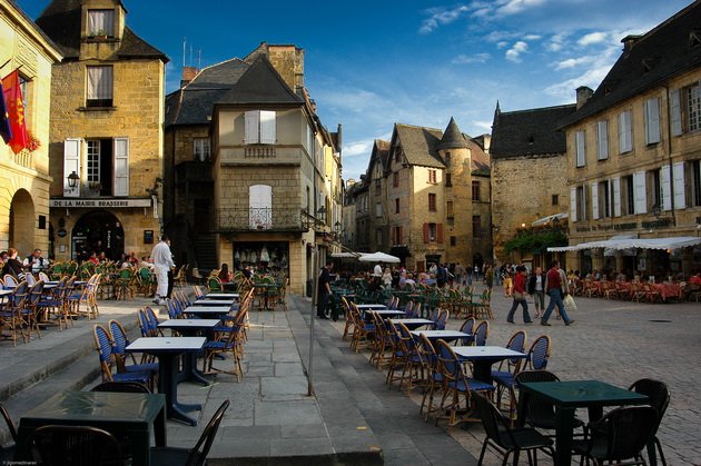  --. , Aquitaine, Sarlat-la-Caneda, Place de la Liberte, 4-7