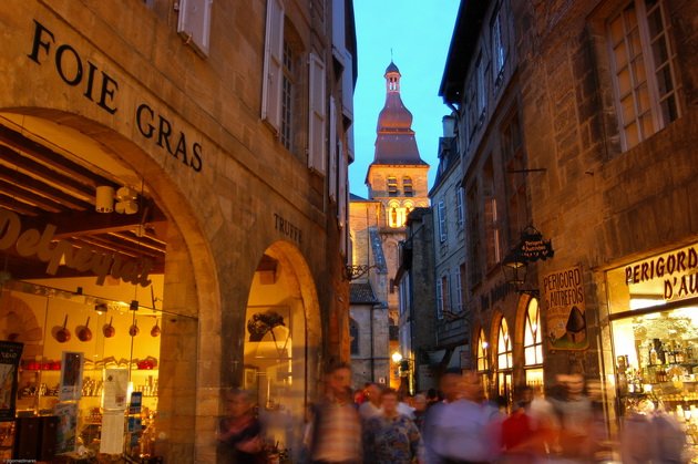  --. , Aquitaine, Sarlat-la-Caneda, Place de la Liberte, 4-7