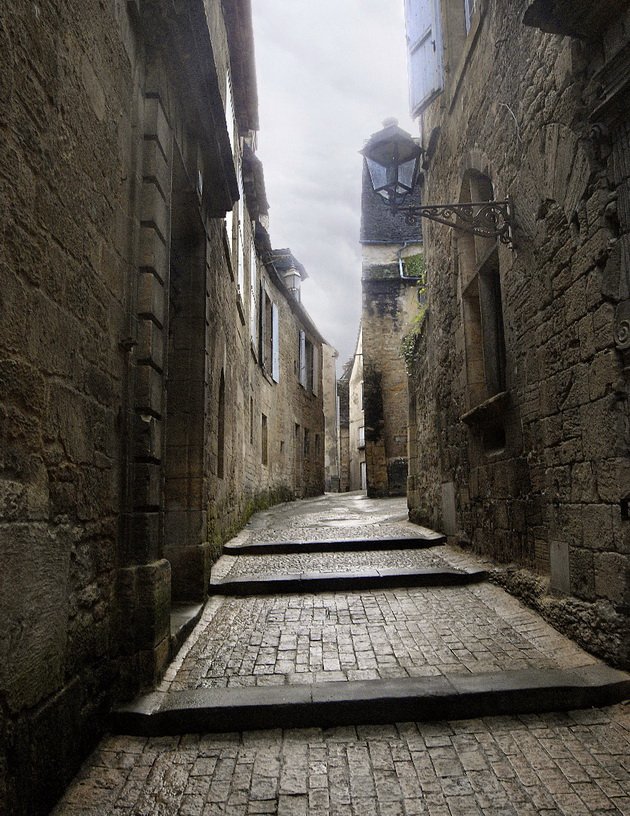  --. , Aquitaine, Sarlat-la-Caneda, Place de la Liberte, 4-7