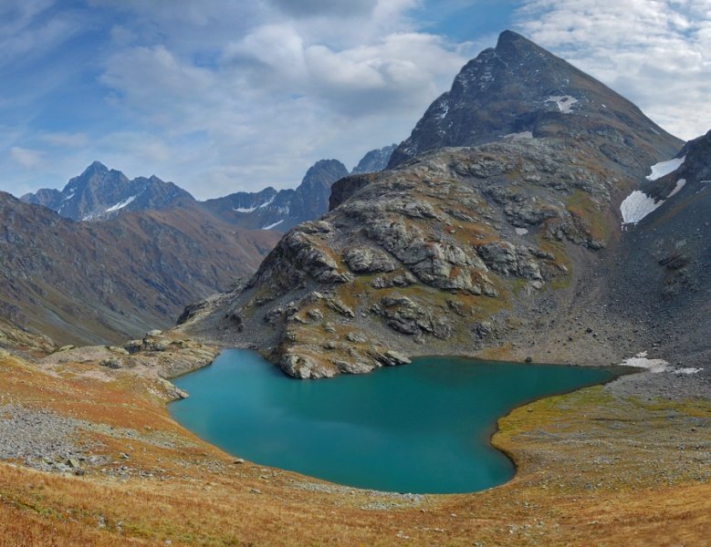    . , Abkhazia, Bzipi-Ritsa Lake-Avadkhara