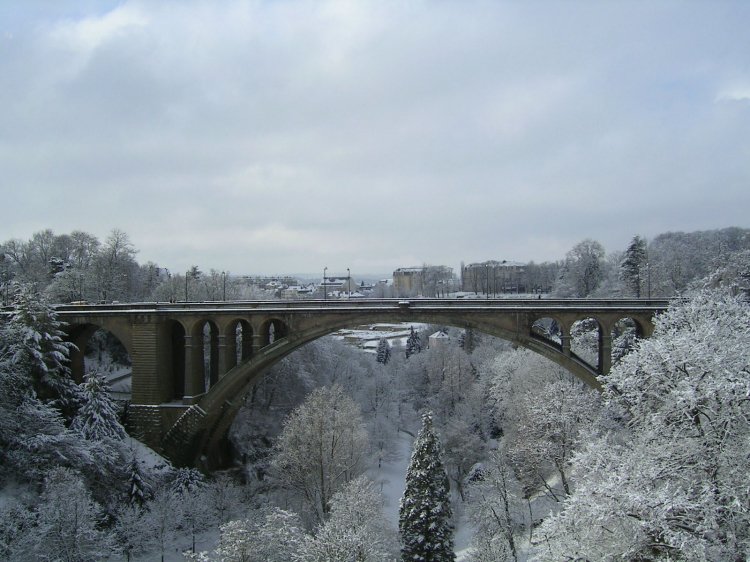   . , Luxembourg, Pont Adolphe