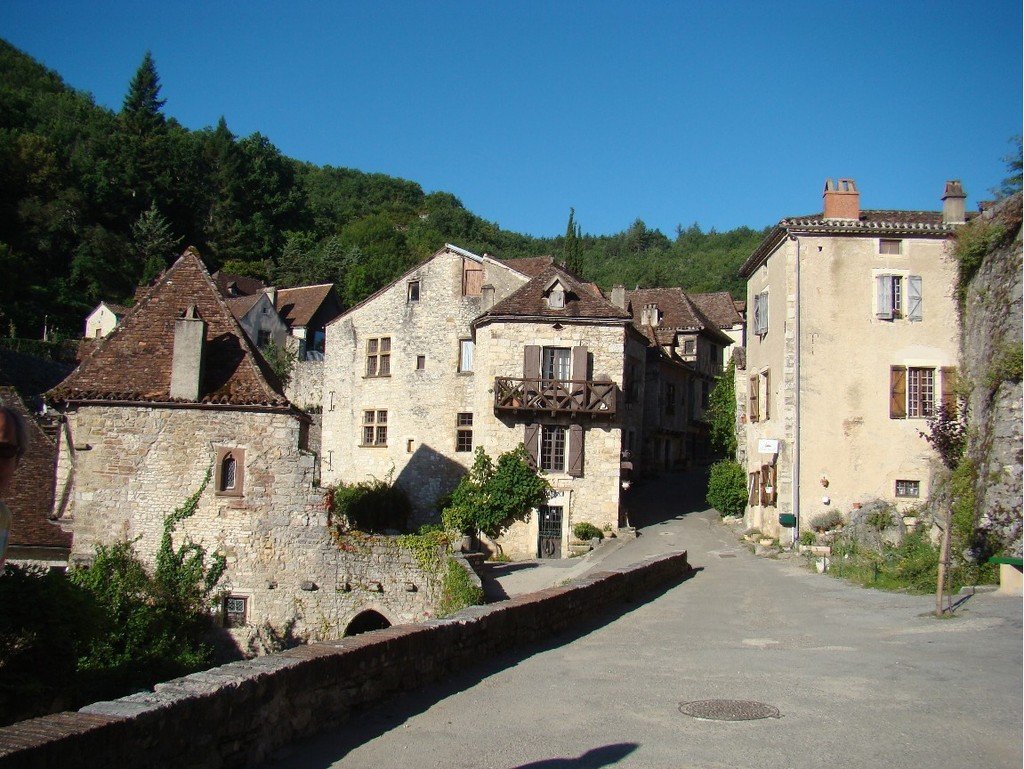  --. , Midi-Pyrenees, Saint-Cirq-Lapopie, D8