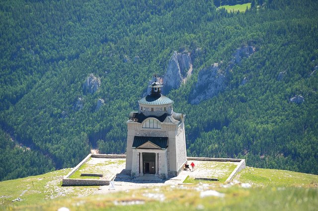     . ,  , --, Hochschneeberg