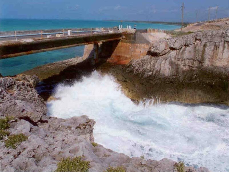  . , South Eleuthera, Meridian Highway