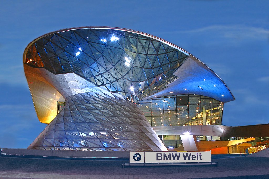   BMW. , Bayern, Munchen, Lerchenauer Strase, 57