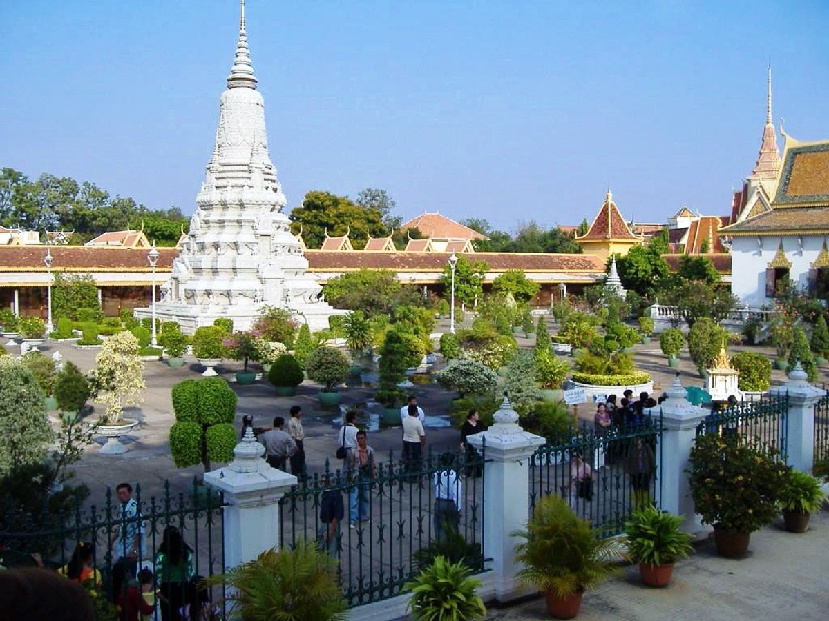 Фото Национальный Музей Искусств. Камбоджа, Phnom Penh, Samdach Preah Theamak Lethet Ouk