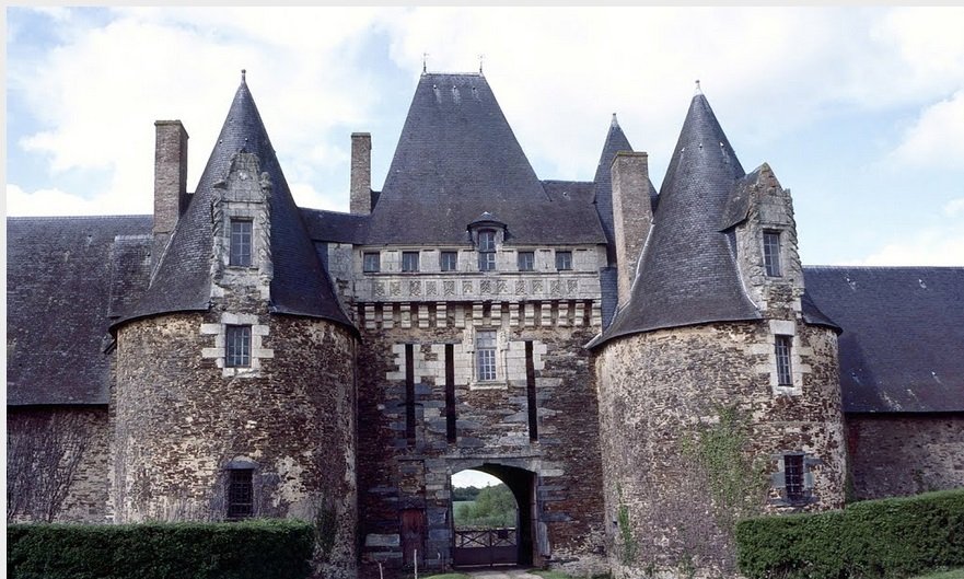   -. , Pays de la Loire, La Chapelle-Glain, La Motte Glain