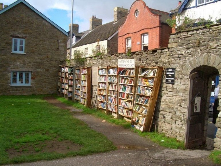  --. , Hay-on-Wye, Swan Bank, 21