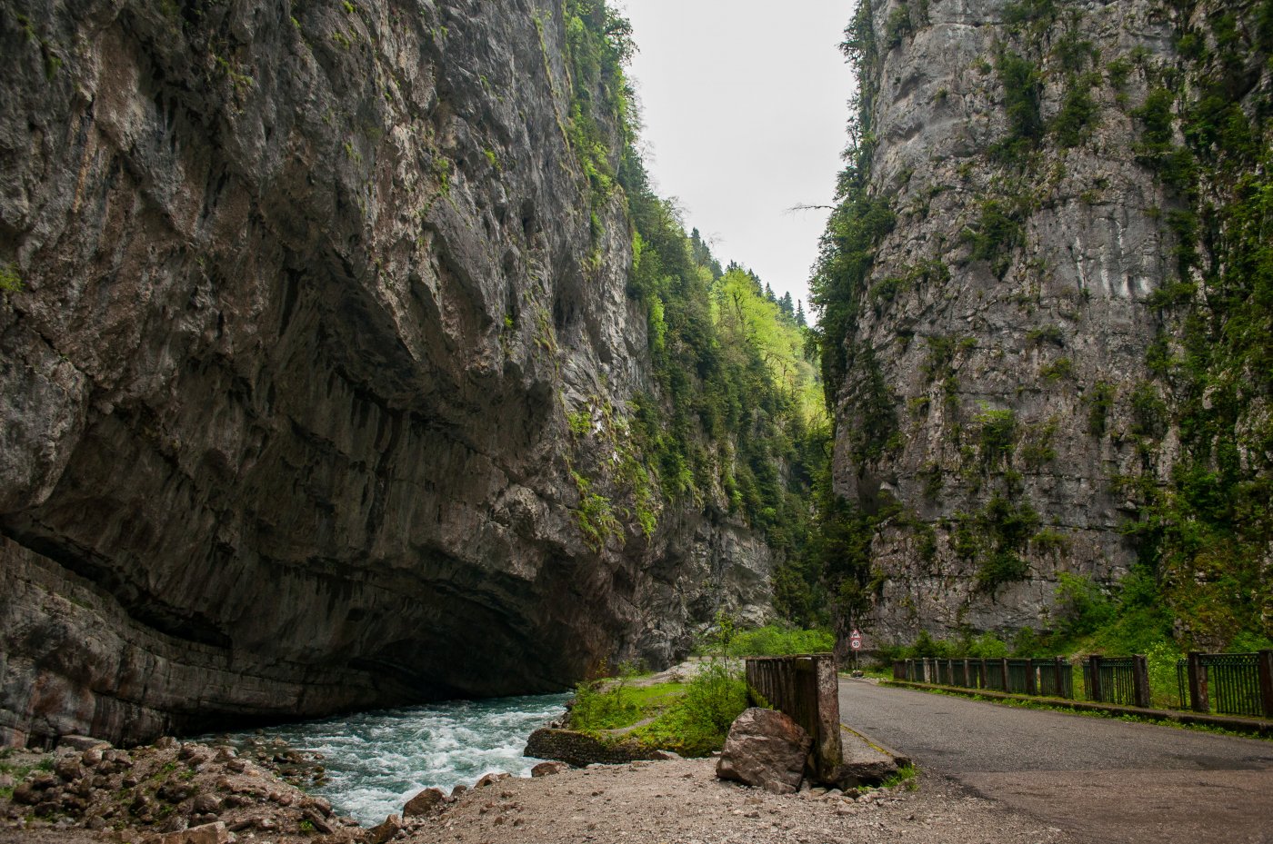   .  . , , Bzipi-Ritsa Lake-Avadkhara