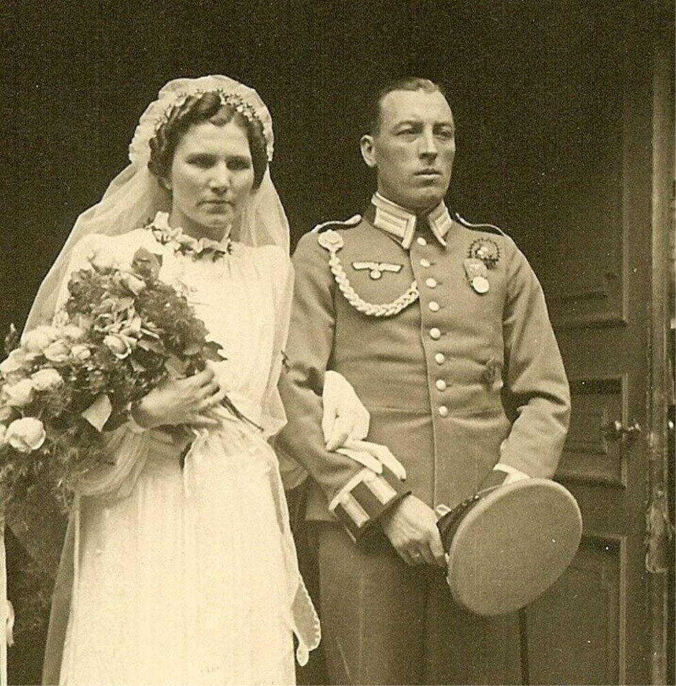  hochzeit_.jpg. 