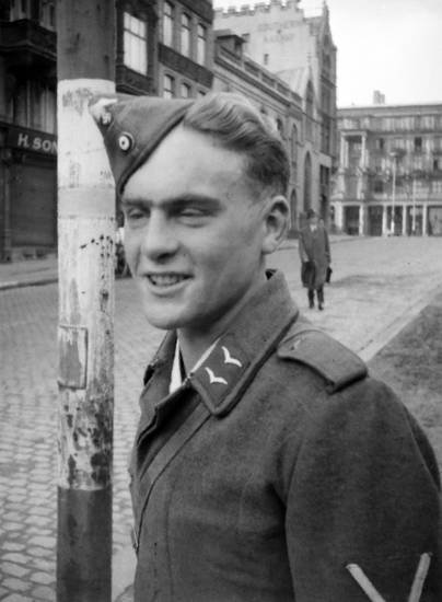  Luftwaffe soldat.jpg. 