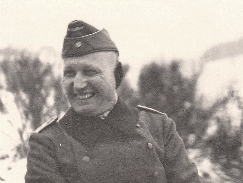  Wehrmachtssoldat 1940.jpg. 