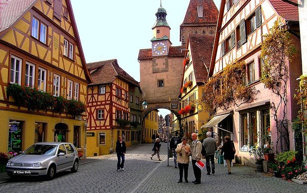  --. , , Rothenburg ob der Tauber,   , 7