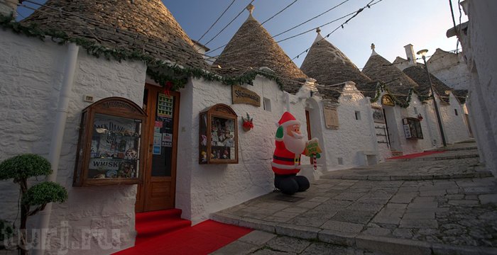  . , , Alberobello, Vico Chiesa Matrice, 14