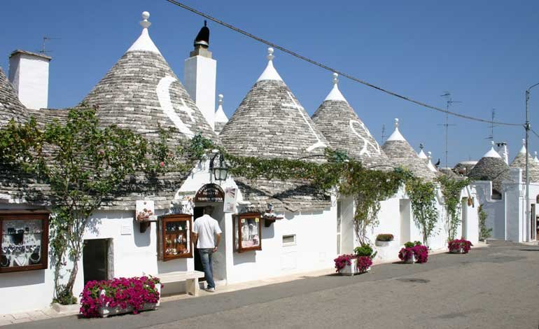  . , , Alberobello, Vico Chiesa Matrice, 14