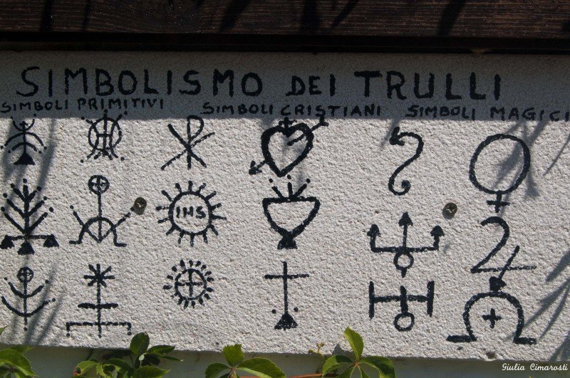  . , , Alberobello, Vico Chiesa Matrice, 14