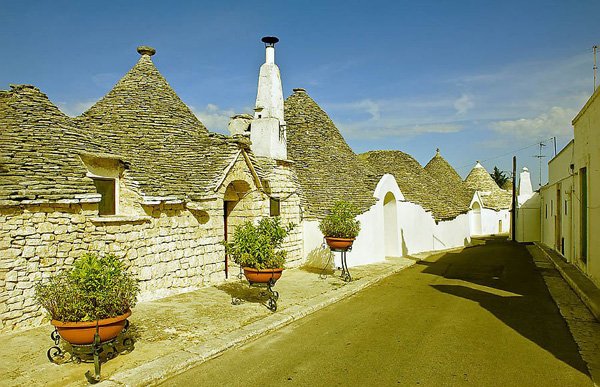  . , , Alberobello, Vico Chiesa Matrice, 14