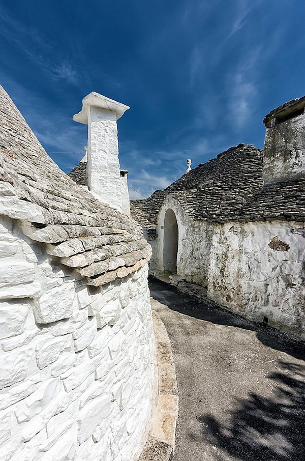  . , , Alberobello, Vico Chiesa Matrice, 14