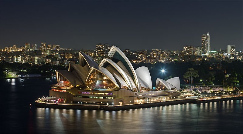 Фото Сиднейский оперный театр. Австралия, Новый Южный Уэльс, Сидней, Маккуори-стрит, 2A