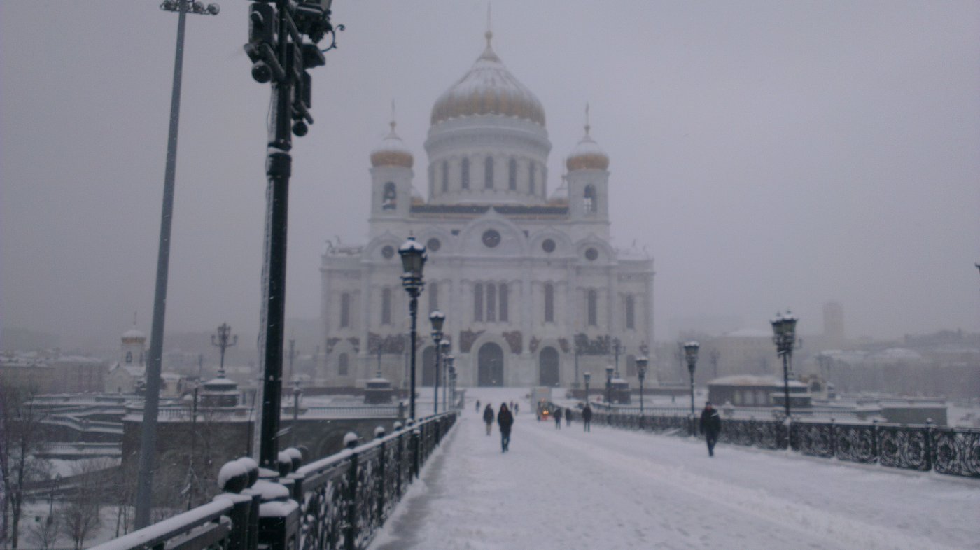 храм христа спасителя в москве зимой