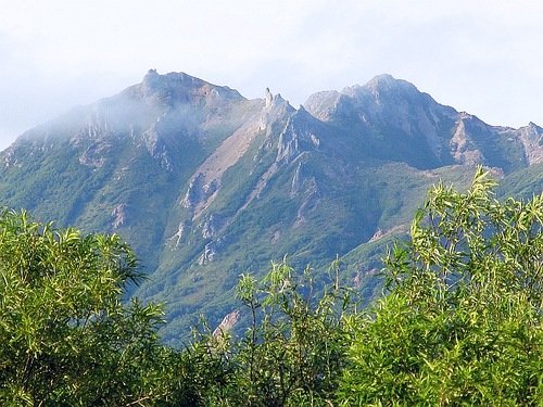 Самая высокая гора сахалина