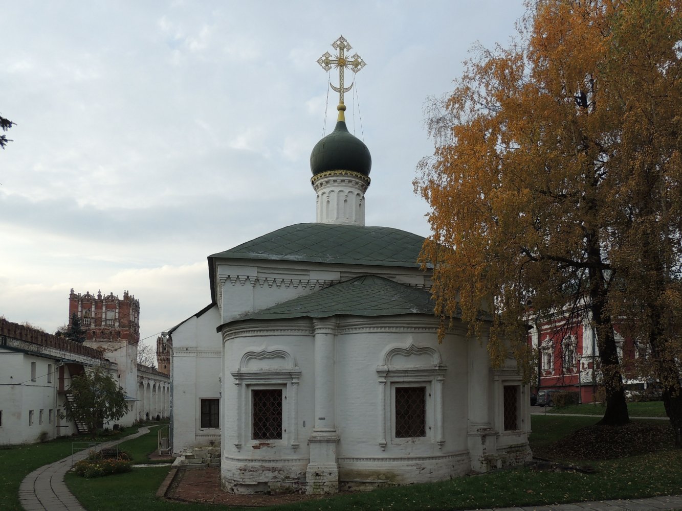 храмы новодевичьего монастыря в москве