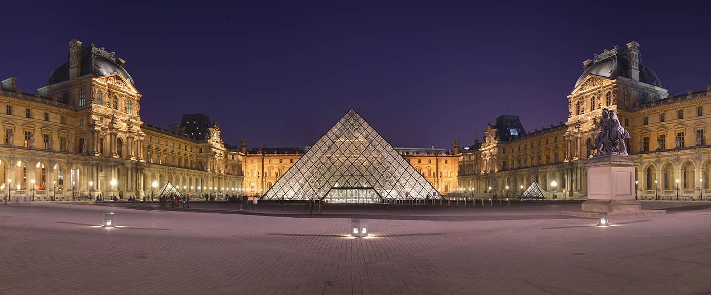  . , Ile-de-France, Paris, Cour Carree et Pyramide du Louvre