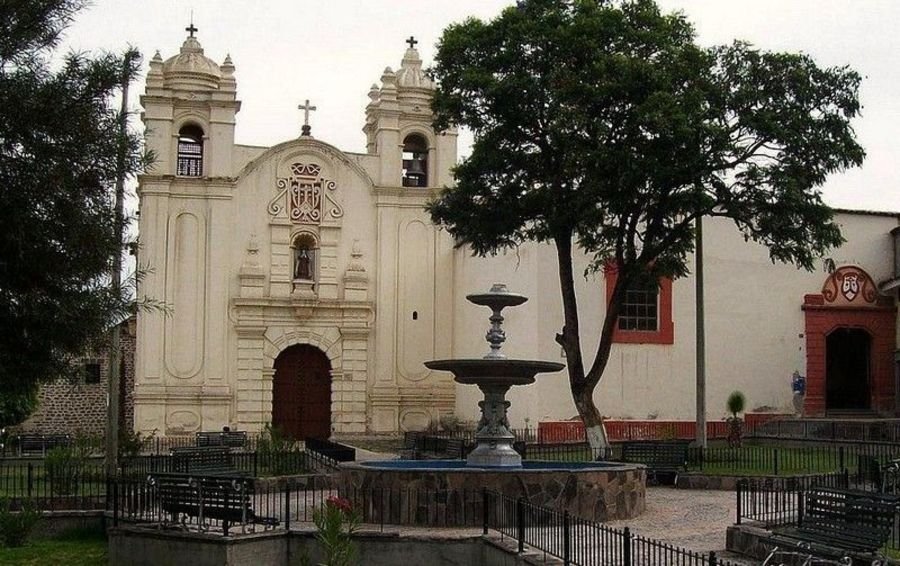  -   , . , Lima, Pasaje Chabuca Grande, 97