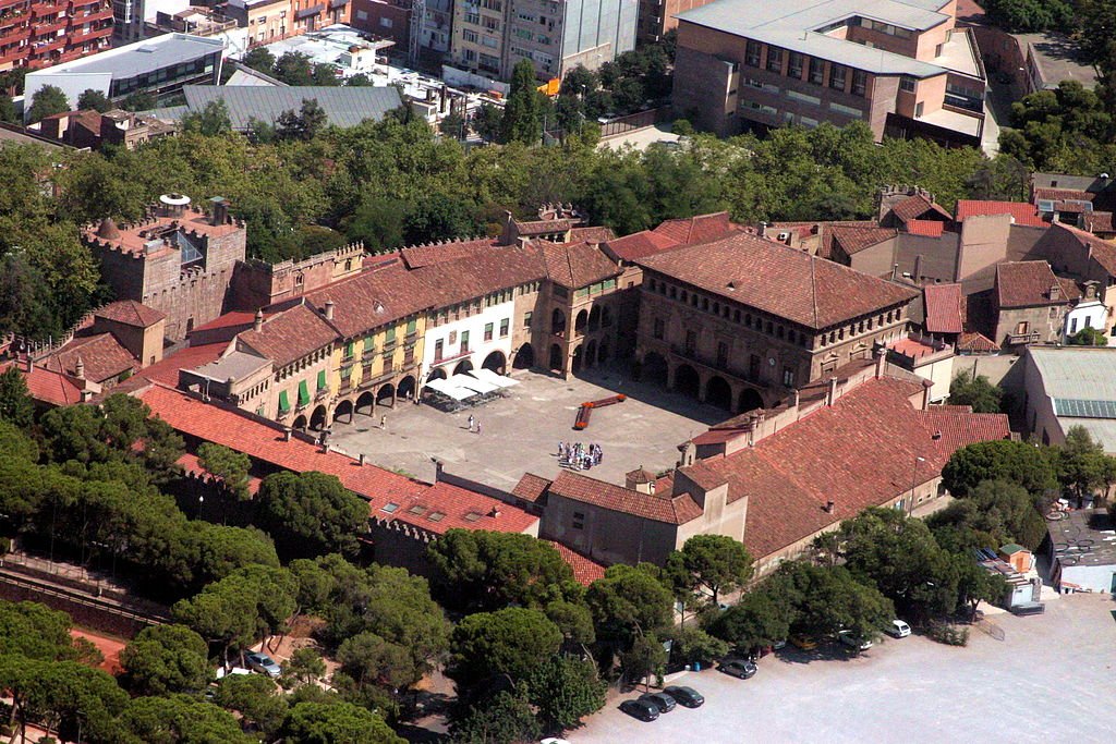   . , , , Avinguda de Francesc Ferrer i Guardia, 13