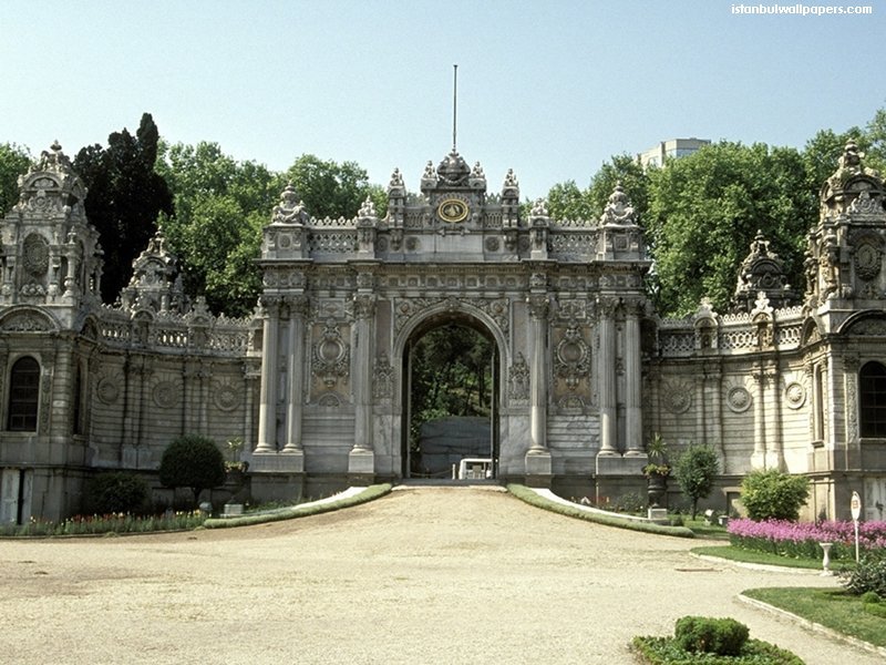   . , , Dolmabahce Caddesi