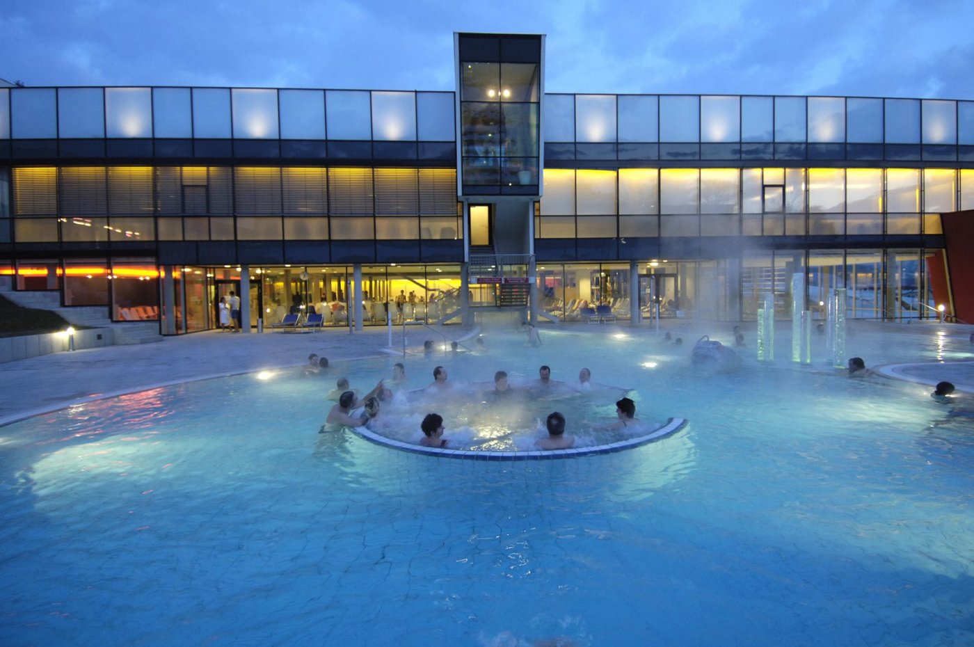    Therme Nova. , , ʸ,   , 1