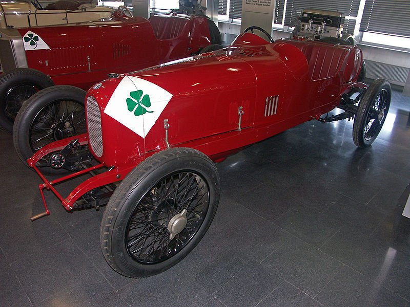    Alfa Romeo. , ,  