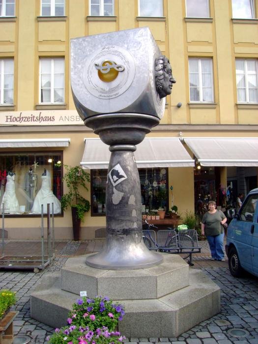   . , Bayern, Ansbach, Martin-Luther-Platz, 11