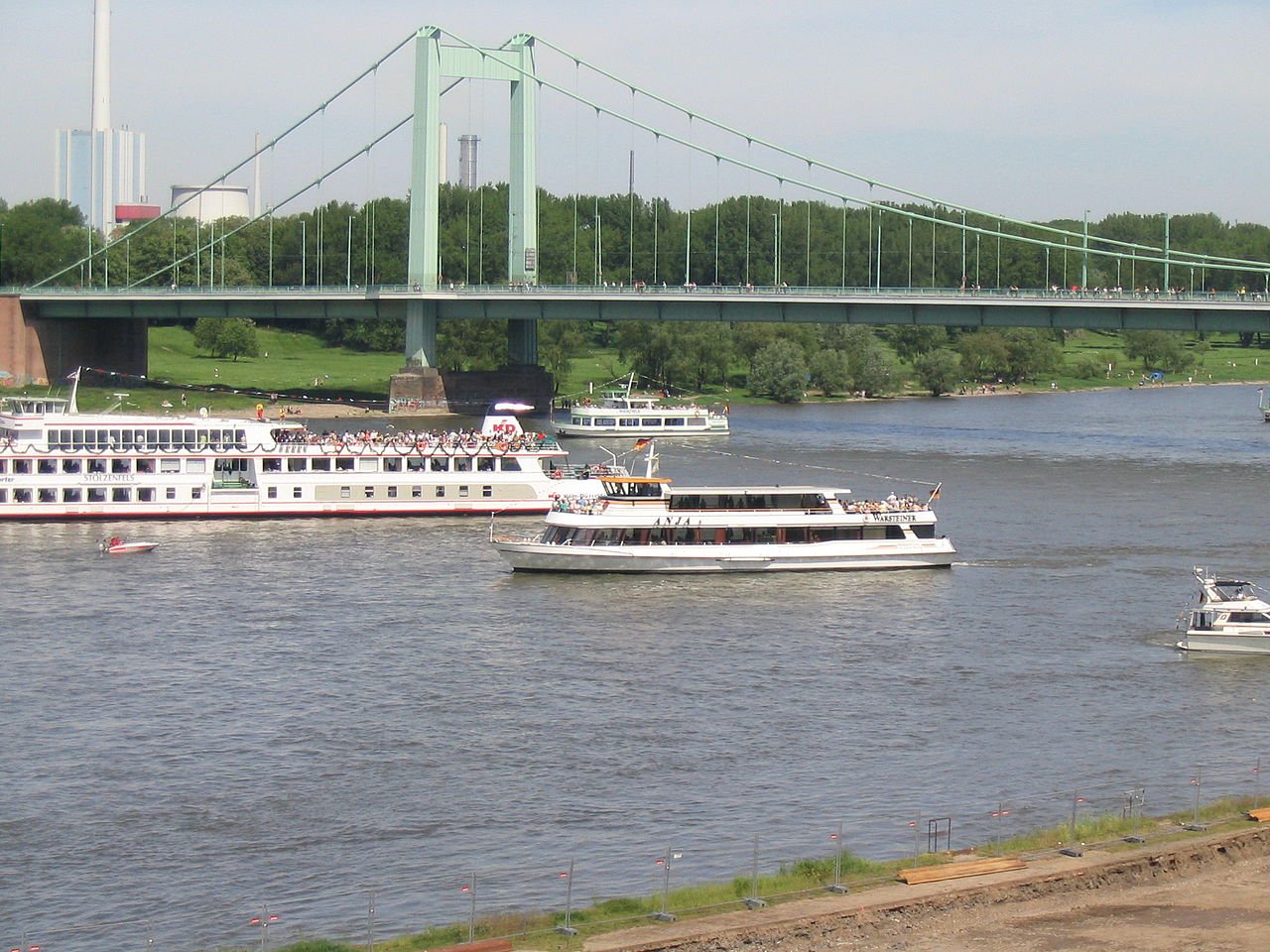   . , Nordrhein-Westfalen, Koln, Mulheimer Brucke