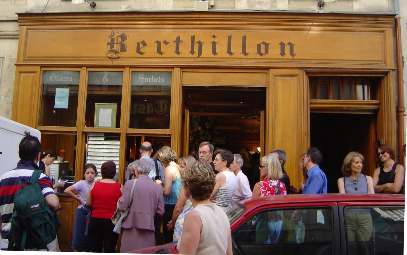  Berthillon. , Ile-de-France, Paris, Rue Saint-Louis en l