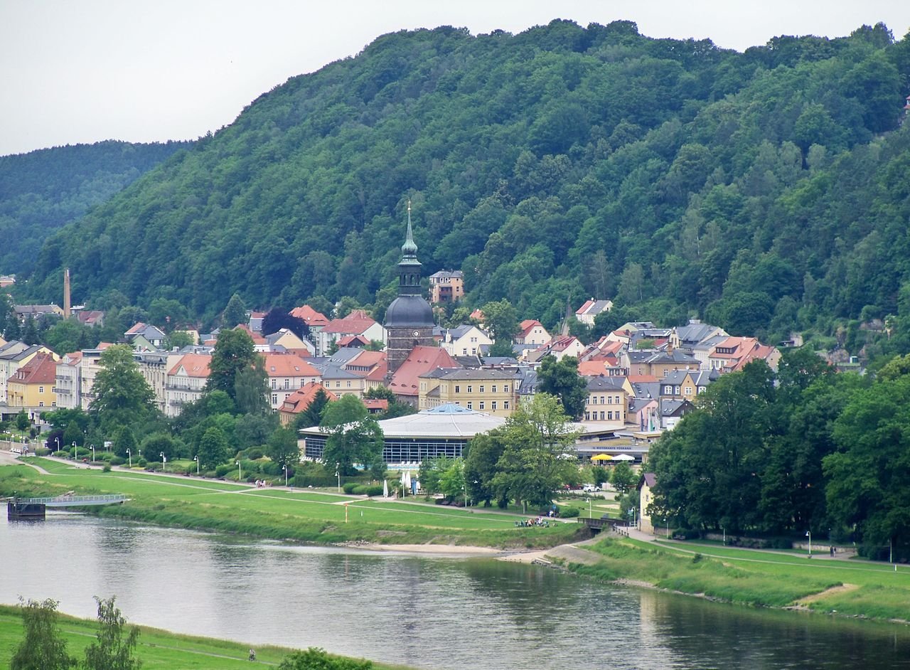  -. , Sachsen, Bad Schandau, Rudolf-Sendig-Strase, 11