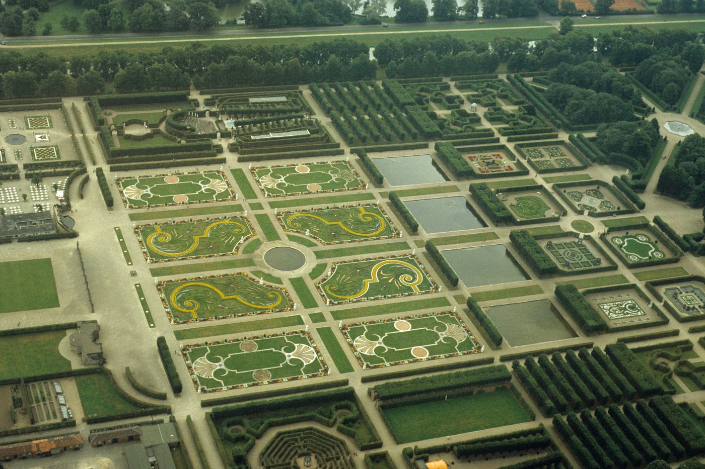   . , Niedersachsen, Hannover, Am Grosen Garten, 62