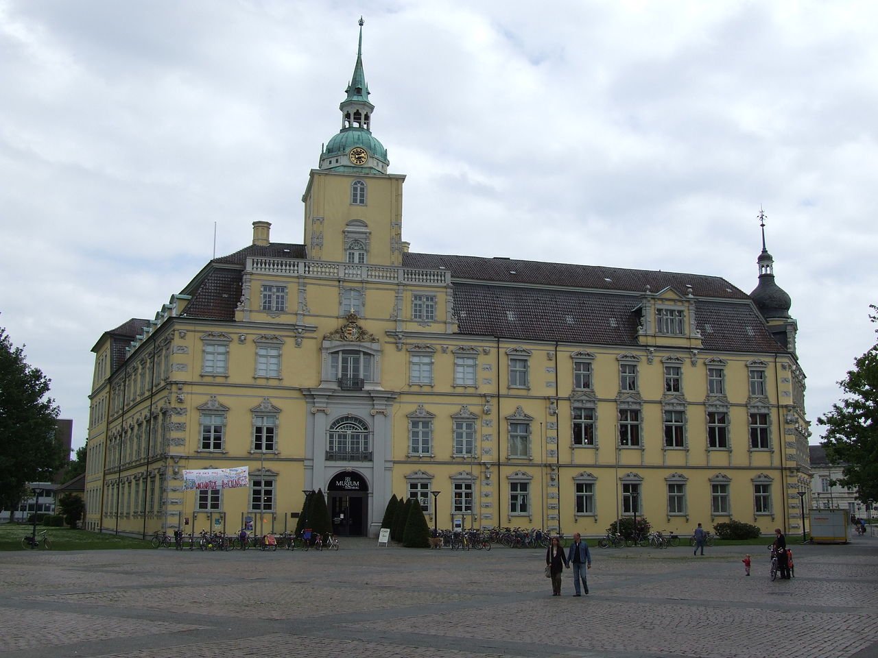 Ольденбургский дворец", место сьемки - Ольденбургский дворец в Ольденб...