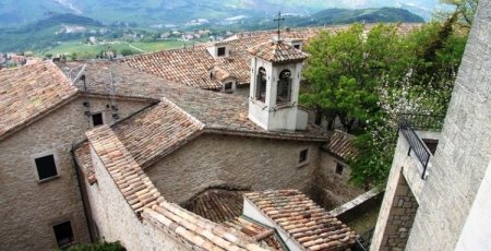   . . -, Citta di San Marino, Contrada del Collegio, 6