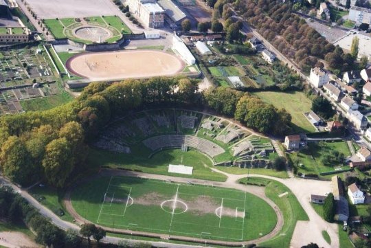  . , Bourgogne, Autun, Avenue du 2 eme Dragons, 4T