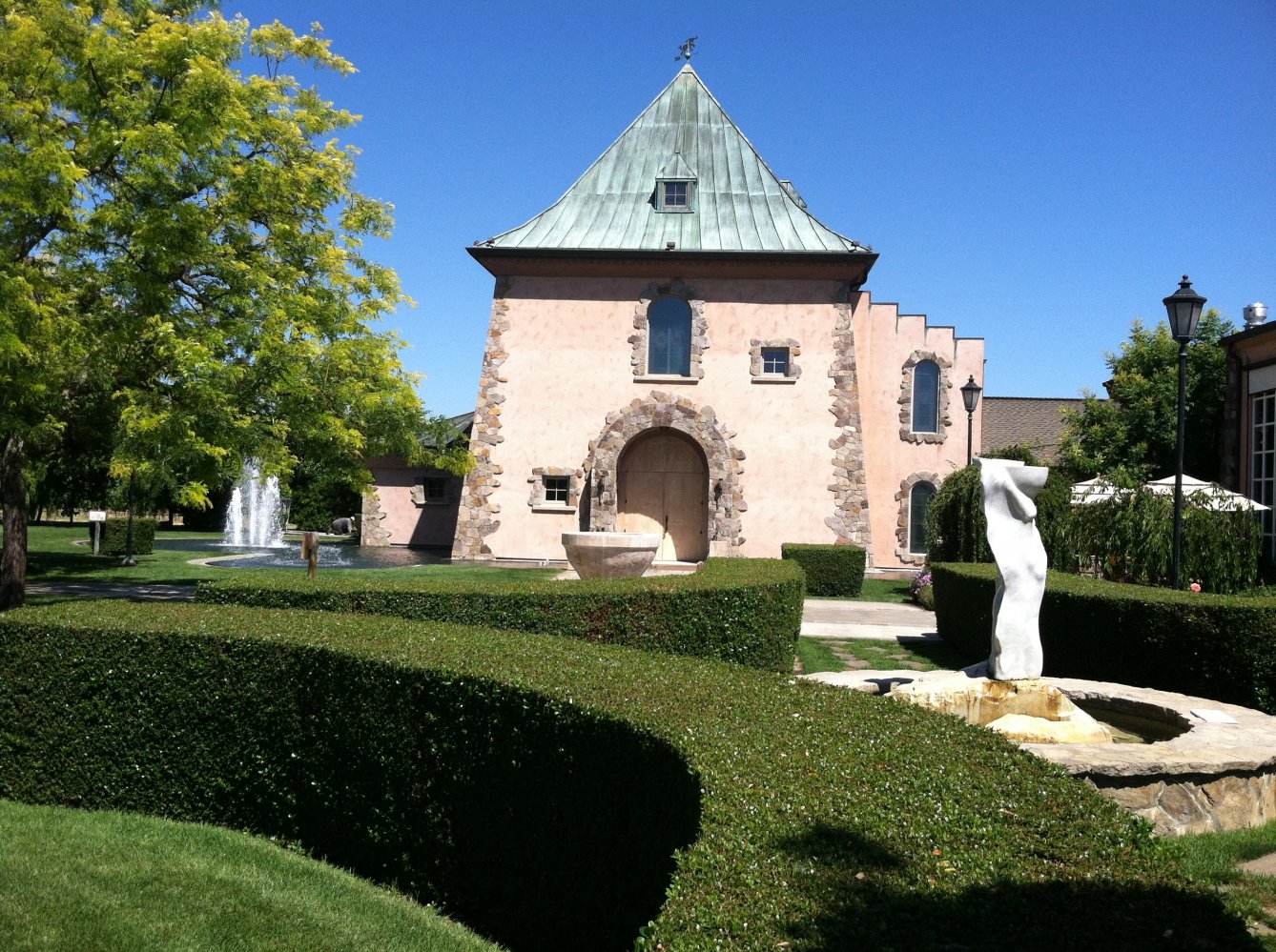  .   , California, Napa, Saint Helena Highway, 8466