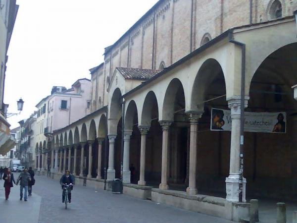   ,      . , Veneto, Padova, Via Roma, 71