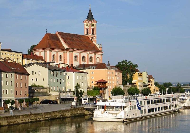  st. Paul (Passau). 