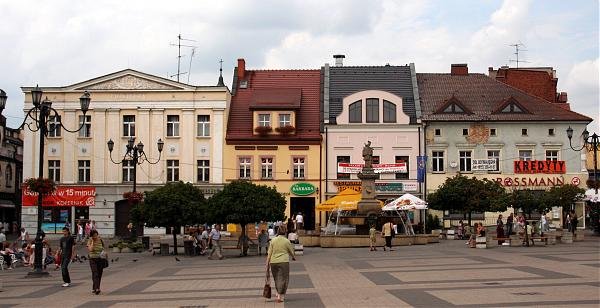   1. ,  , , Rybnik-Polnoc, Kapitana Leopolda Janiego, 3