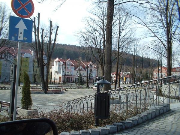   1. ,  , -, Kolejowa, 17